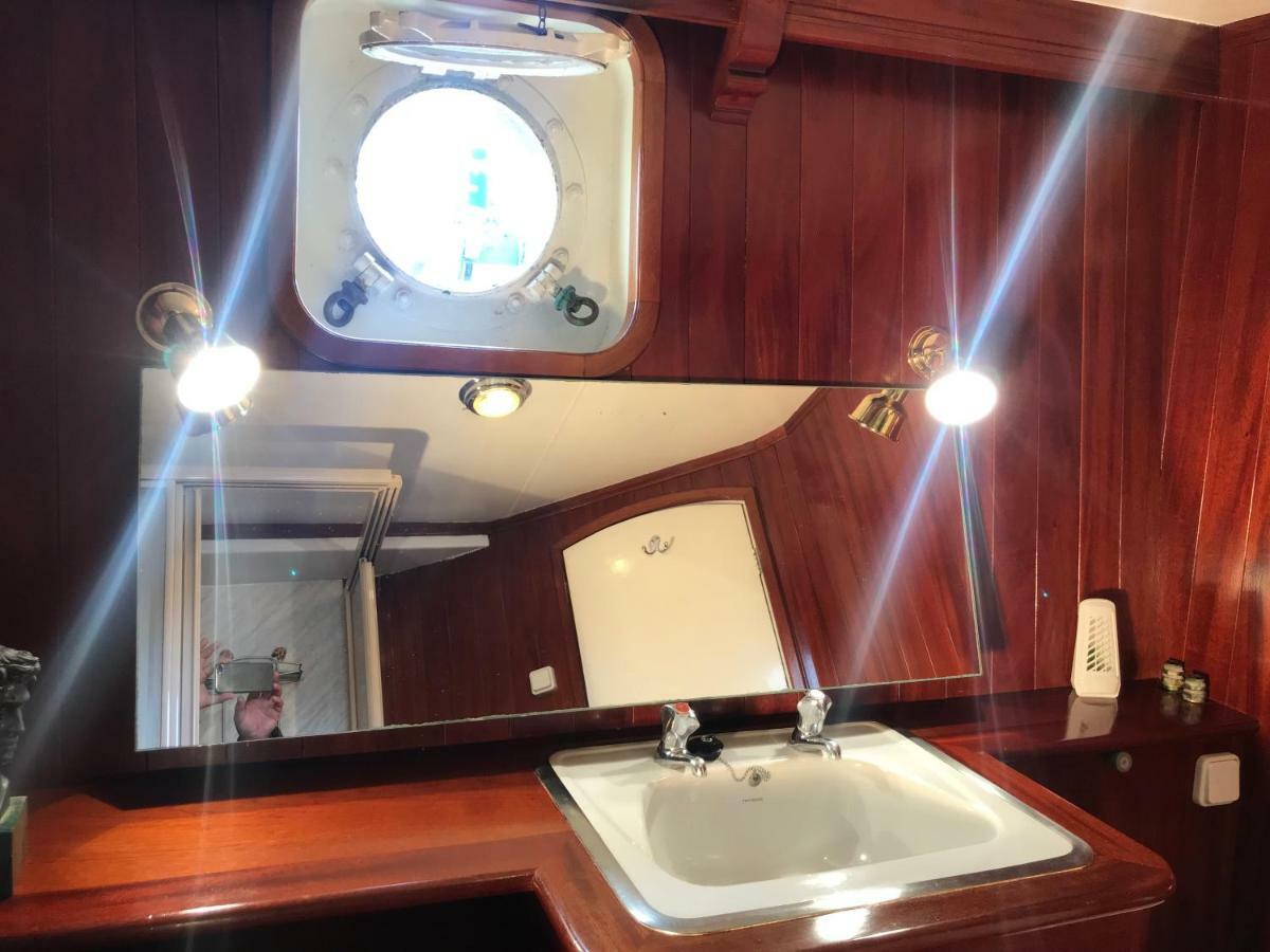 Don Maximo Otel Vigo Dış mekan fotoğraf